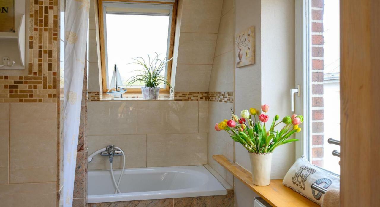 Altes Zollhaus Casa Meerblick Scharbeutz Εξωτερικό φωτογραφία
